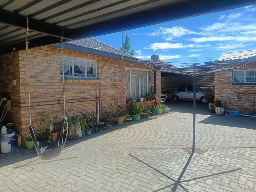 3 Bedroom Property for Sale in South Ridge Northern Cape